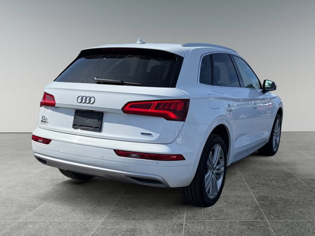 Used 2020 Audi Q5 2.0T Premium Plus w/ Premium Plus Package AWD/4WD image 5