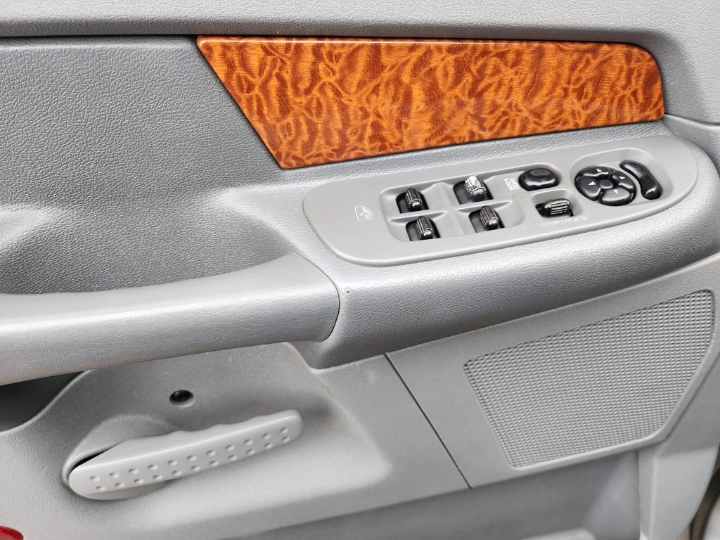 Used 2006 Dodge Ram 2500 Truck SLT w/ Quad Cab Big Horn Value Group image 33