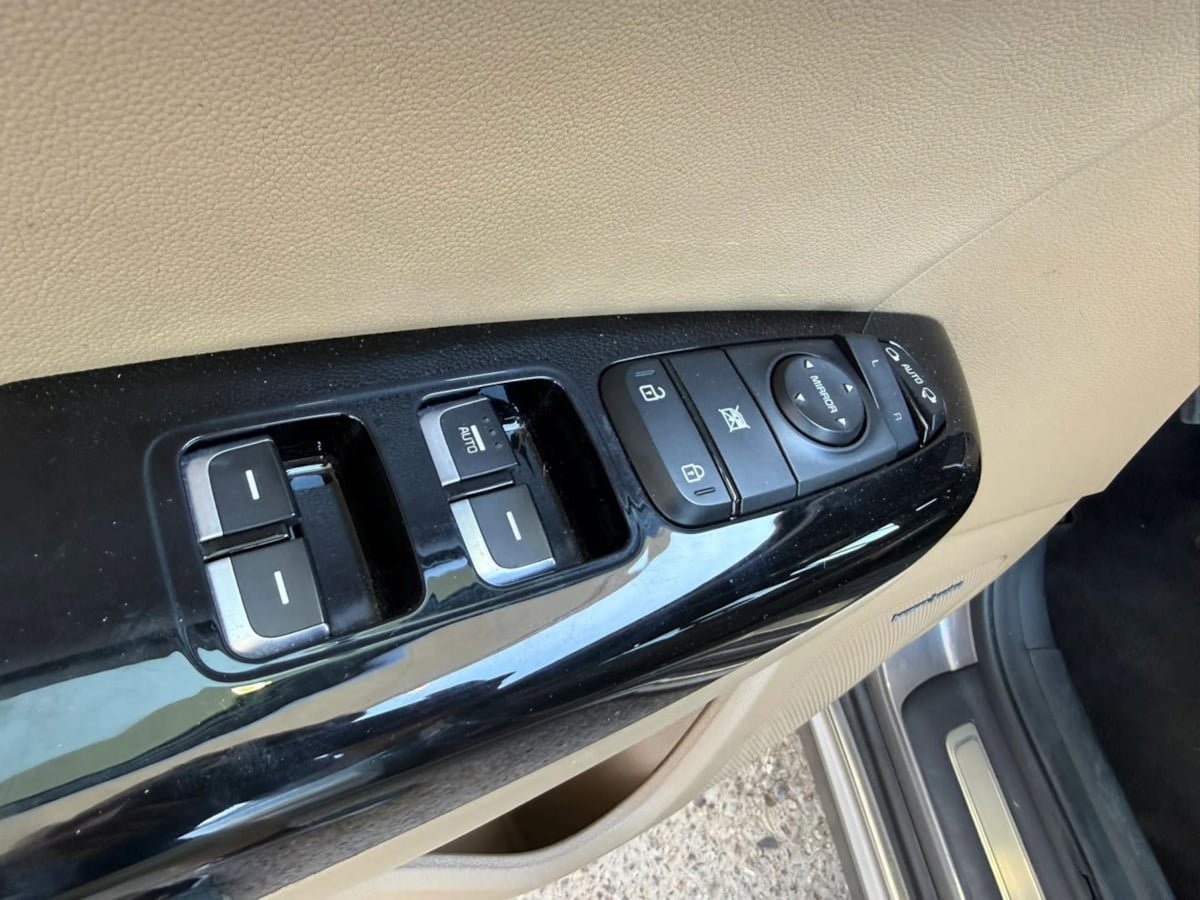 Used 2017 Kia Sportage SX AWD/4WD image 37