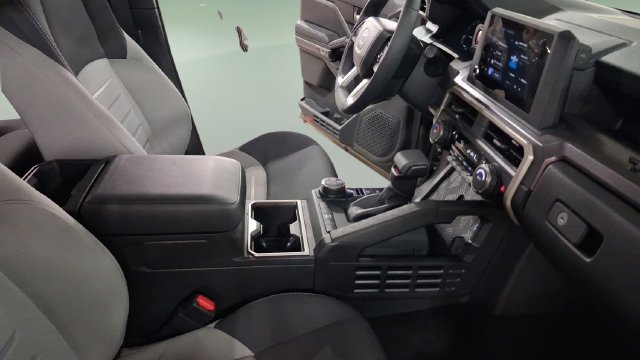 Used 2026 Toyota Tacoma TRD Off-Road AWD/4WD image 18