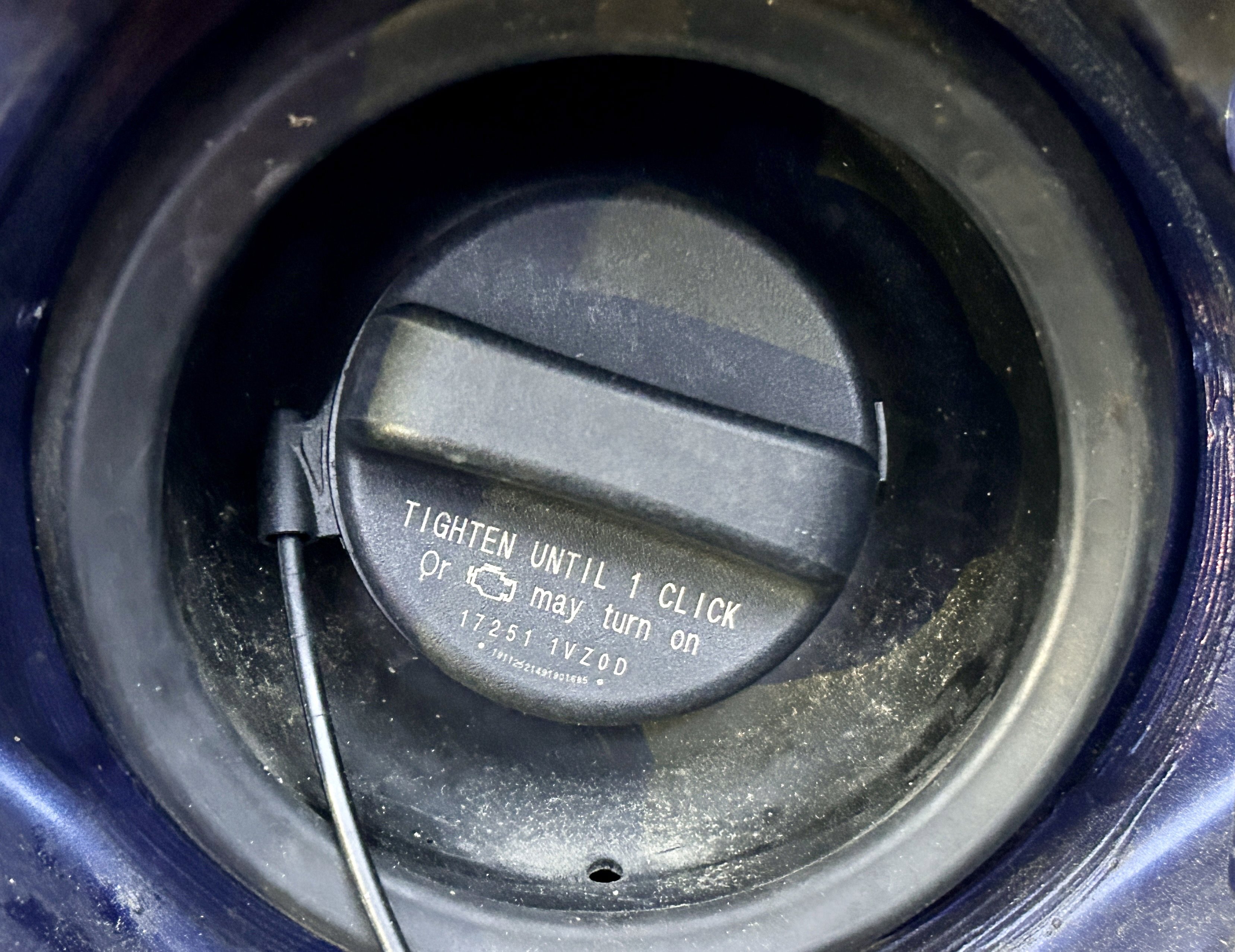 Used 2020 Nissan Rogue SV image 12