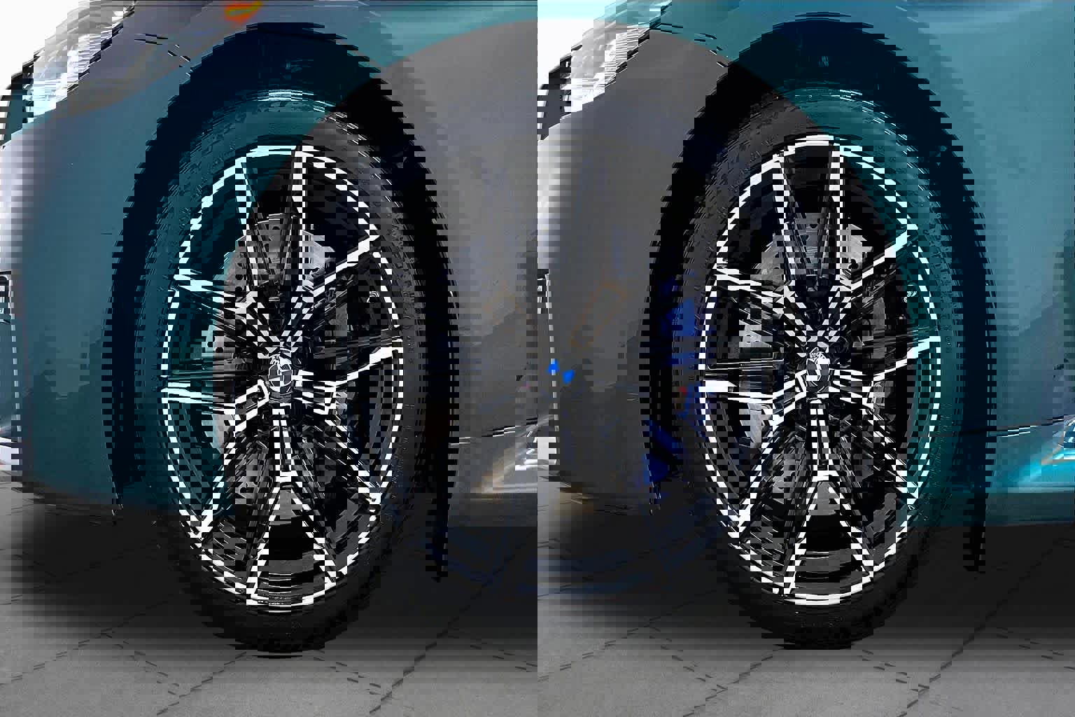 Used 2024 BMW M2 w/ Lighting Package image 10