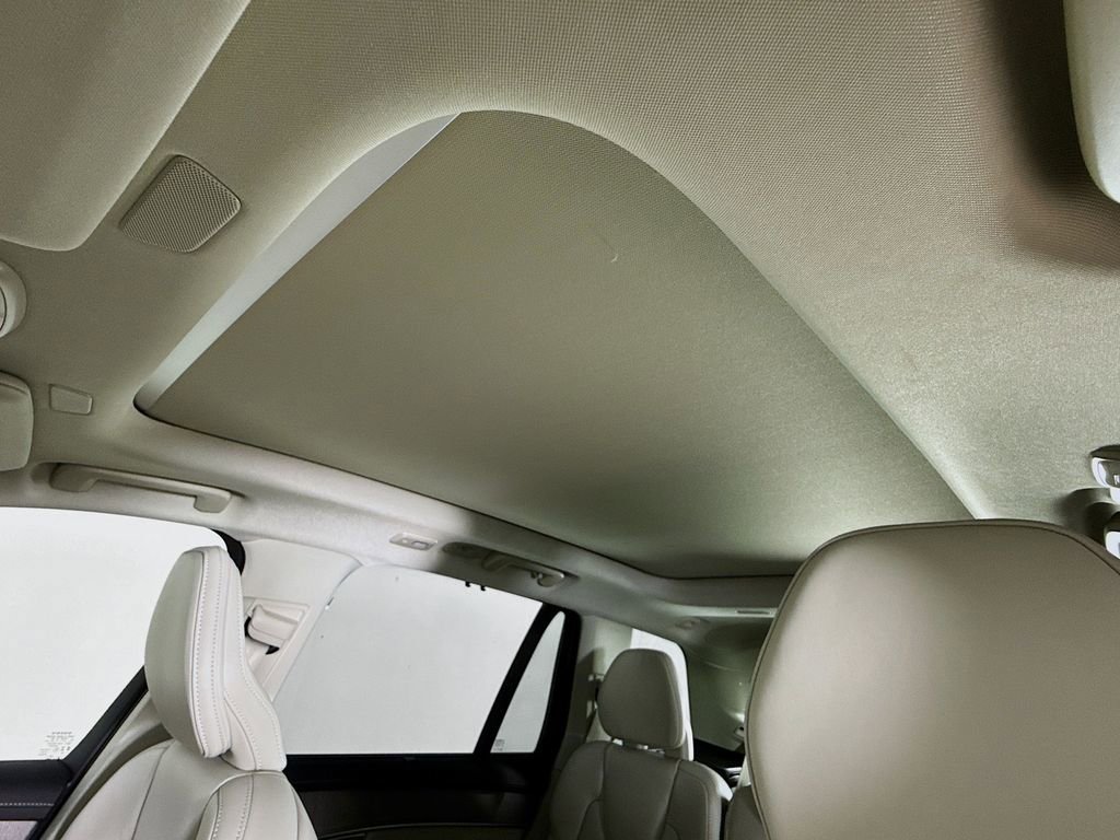 New 2026 Volvo XC90 T8 Ultra w/ Protection Package Premier image 22