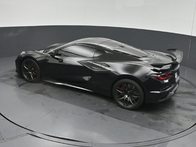 Used 2024 Chevrolet Corvette Z06 RWD image 46