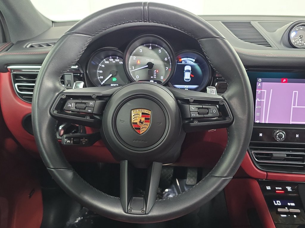 Certified 2026 Porsche Macan S AWD/4WD image 14