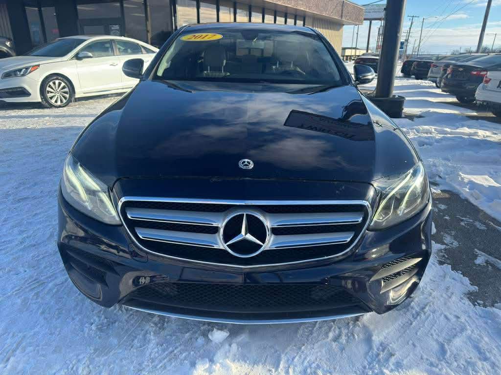 Used 2017 Mercedes-Benz E 300 4MATIC image 3