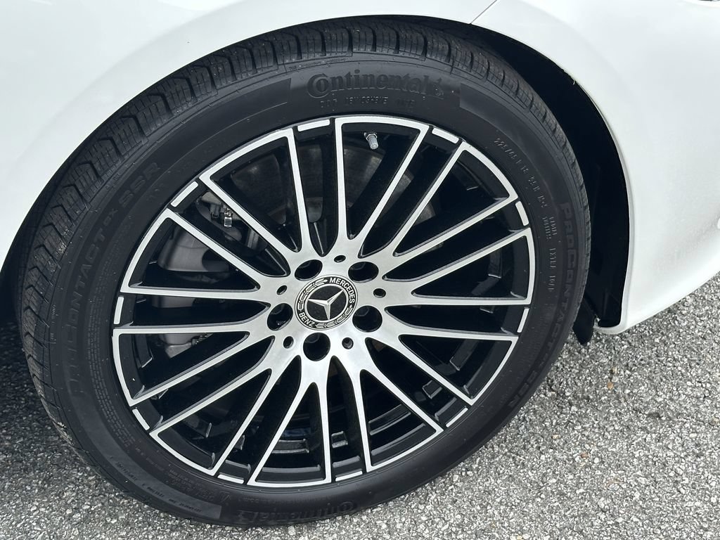 Certified 2023 Mercedes-Benz C 300 4MATIC Sedan image 15