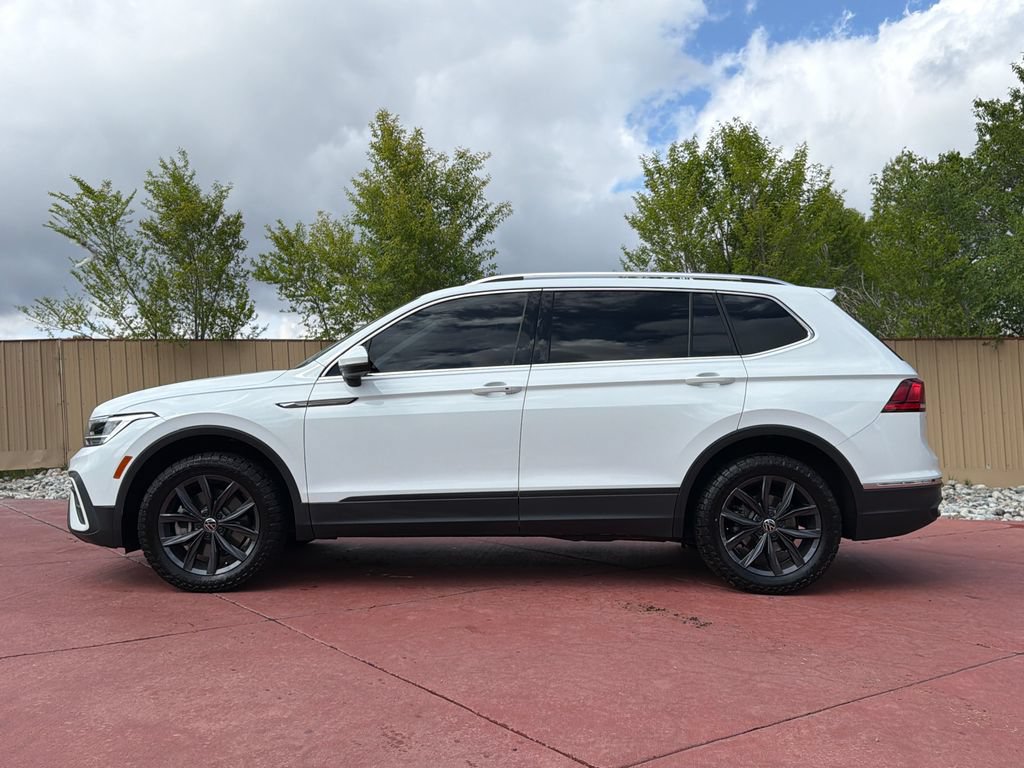 Used 2022 Volkswagen Tiguan SE AWD/4WD image 5