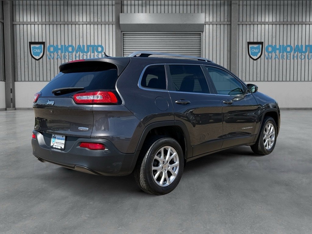 Used 2015 Jeep Cherokee Latitude FWD image 8