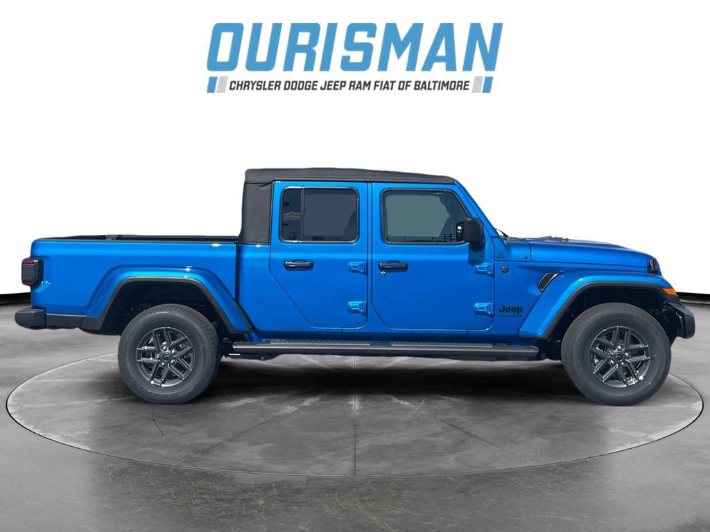 New 2026 Jeep Gladiator Sport AWD/4WD image 7