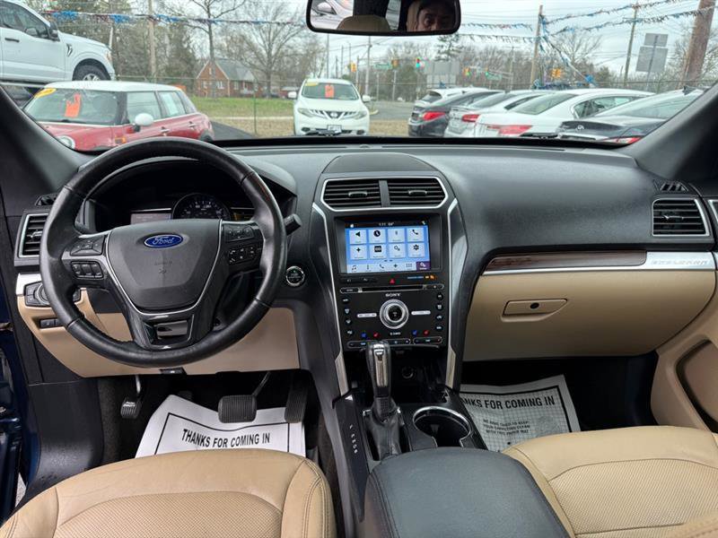 Used 2017 Ford Explorer Limited AWD/4WD image 13