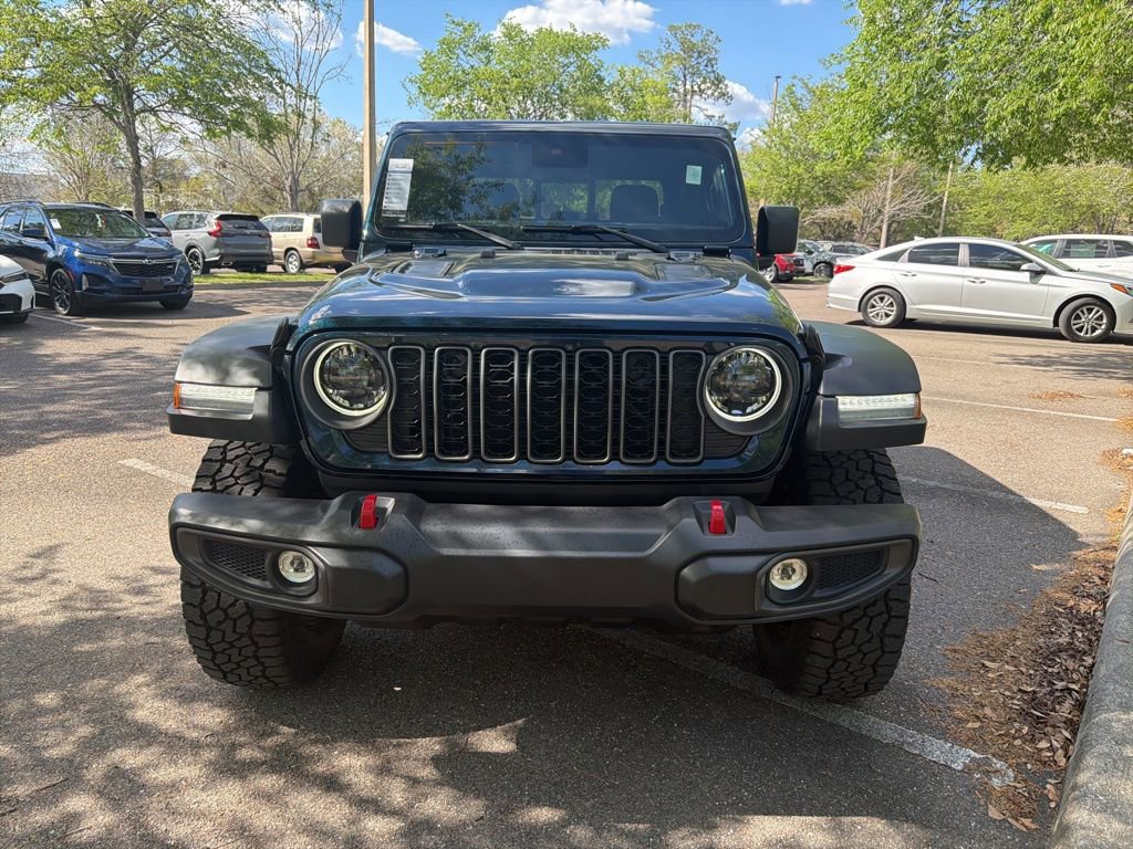 Used 2025 Jeep Gladiator Rubicon w/ Convenience Group image 2