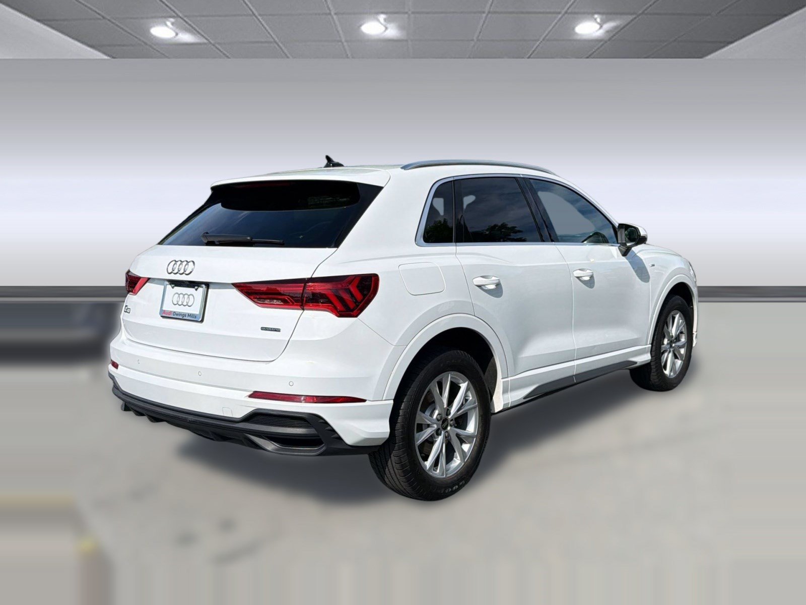 Used 2024 Audi Q3 2.0T Premium w/ Convenience Package AWD/4WD image 9