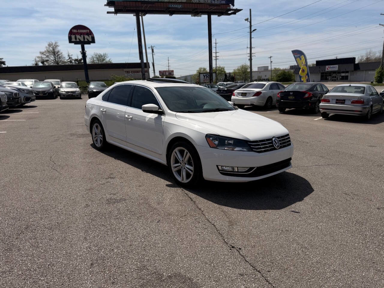 Used 2014 Volkswagen Passat TDI SE FWD image 4