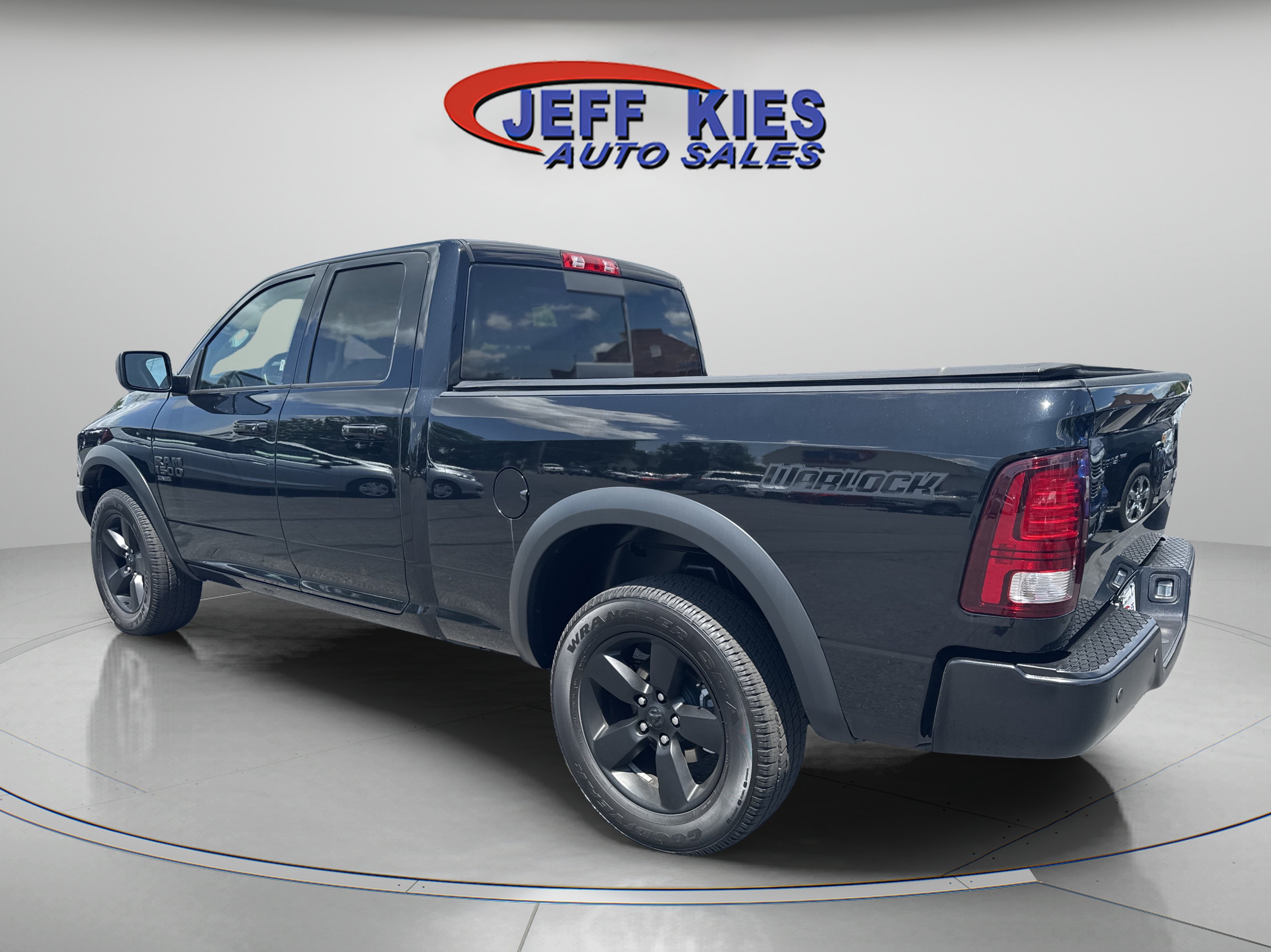 Used 2019 RAM 1500 Warlock AWD/4WD image 7