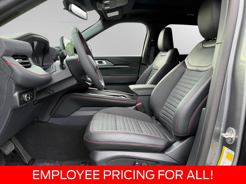 New 2026 Ford Explorer ST-Line w/ ST-Line Street Pack AWD/4WD image 9