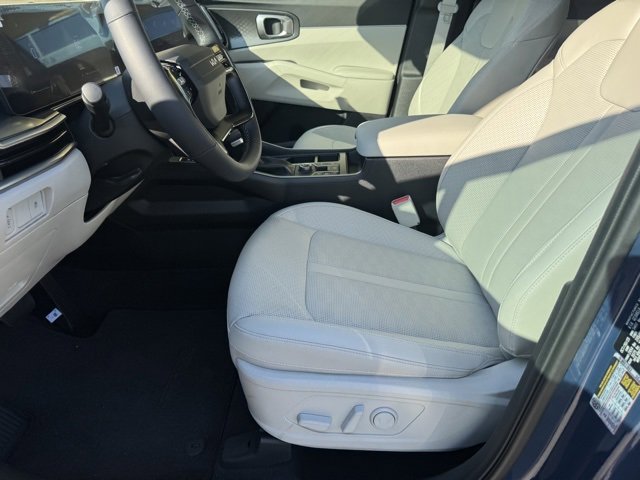 New 2026 Kia Sorento S w/ S Panoramic Sunroof Package image 14