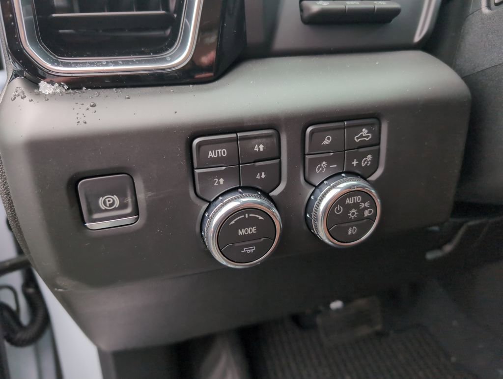 New 2026 GMC Sierra 3500 Denali Ultimate image 17