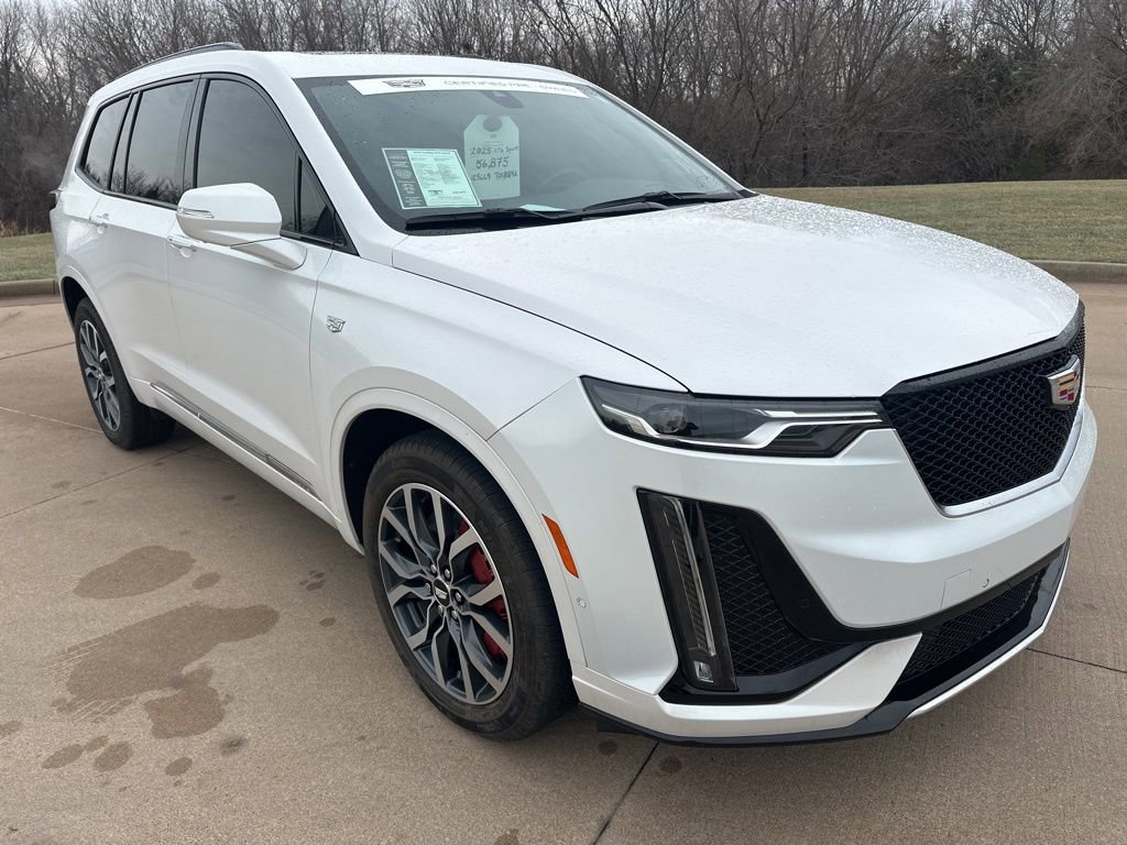 Certified 2025 Cadillac XT6 Sport w/ Technology Package image 7