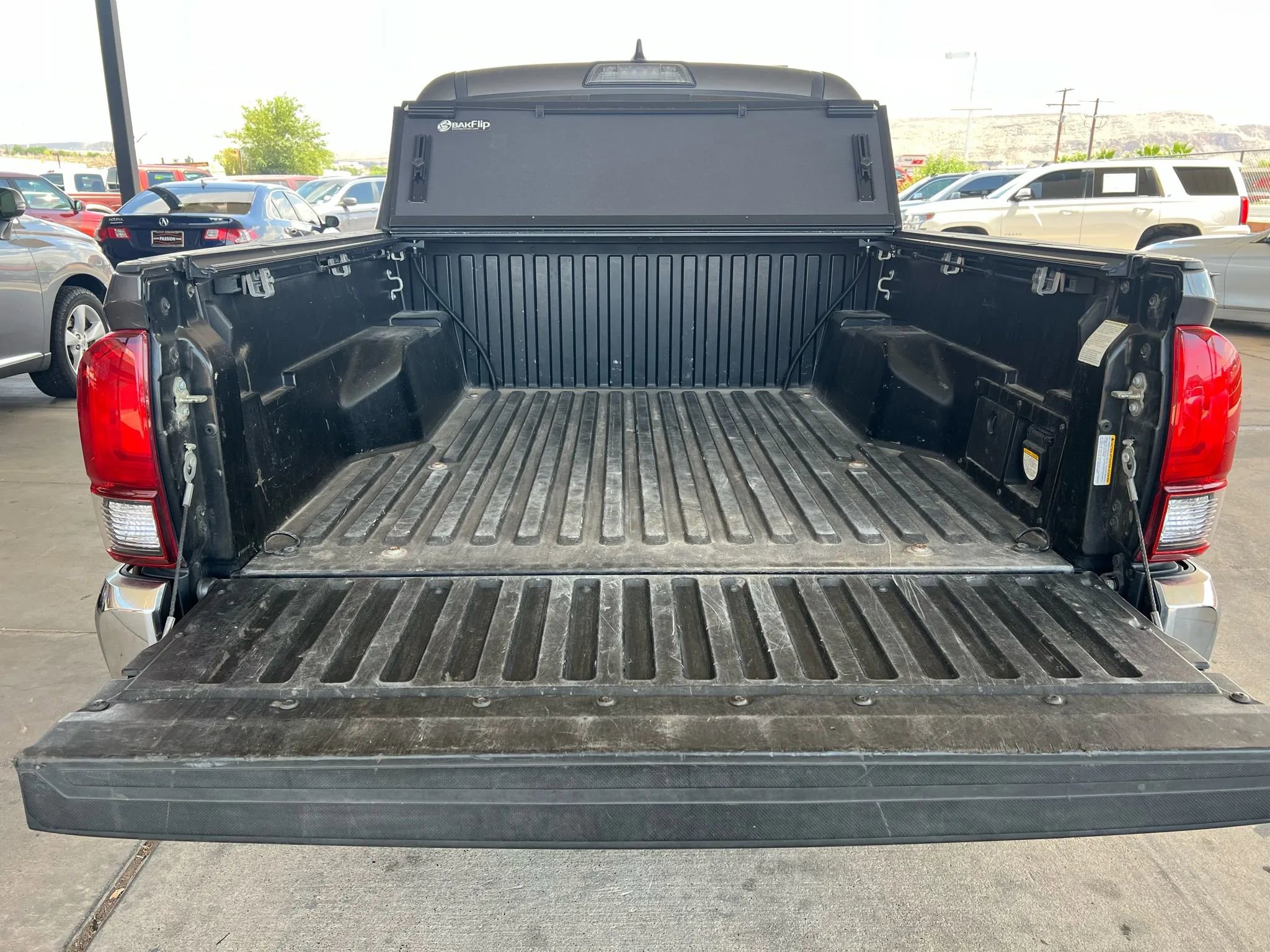 Used 2019 Toyota Tacoma TRD Off-Road image 31