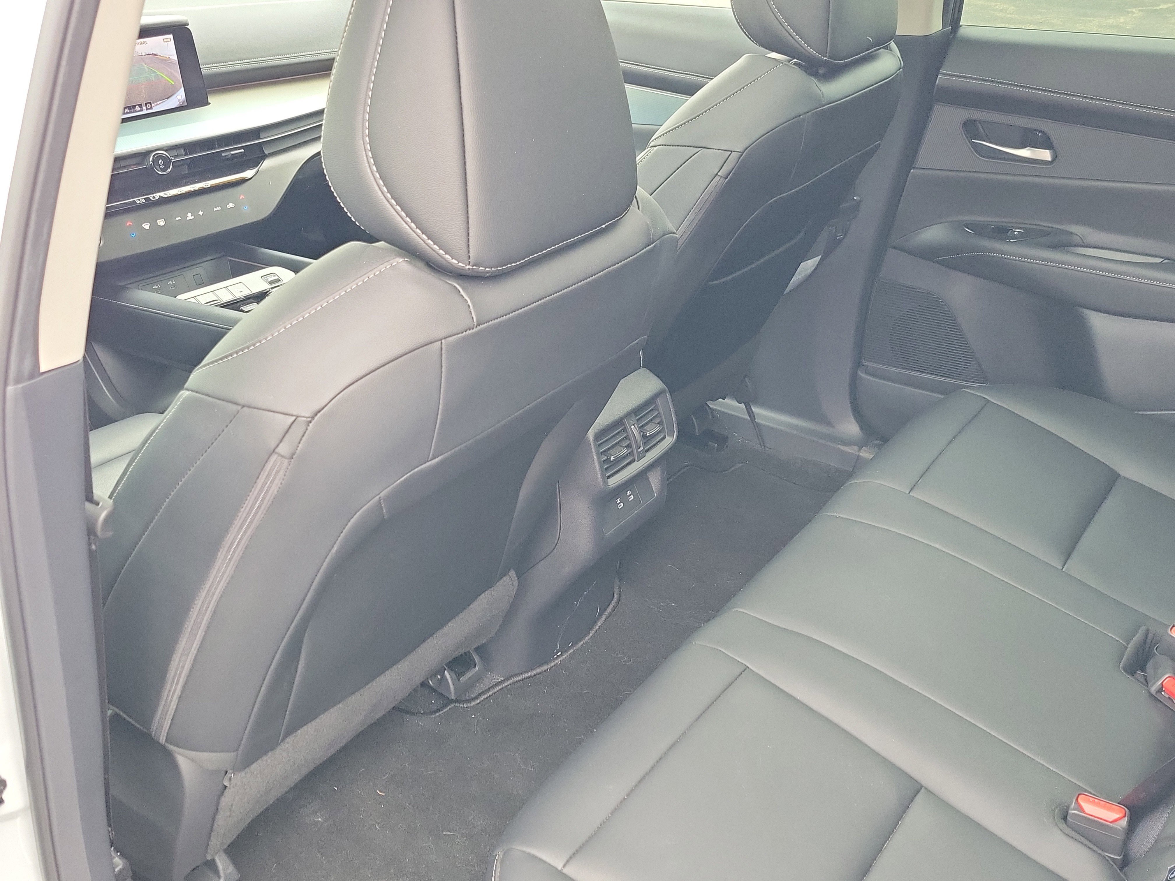 Used 2025 Nissan Murano SL image 10