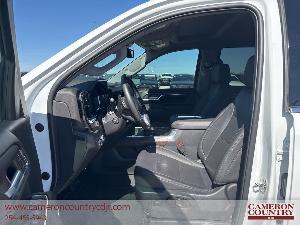 Used 2022 GMC Sierra 1500 SLT w/ SLT Convenience Package image 9