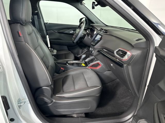 Used 2023 Chevrolet TrailBlazer RS w/ Sun and Liftgate Package image 28