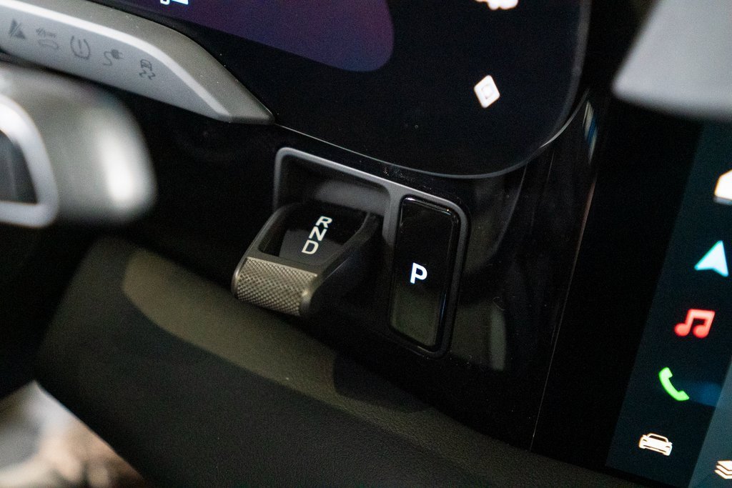 New 2026 Porsche Taycan image 33