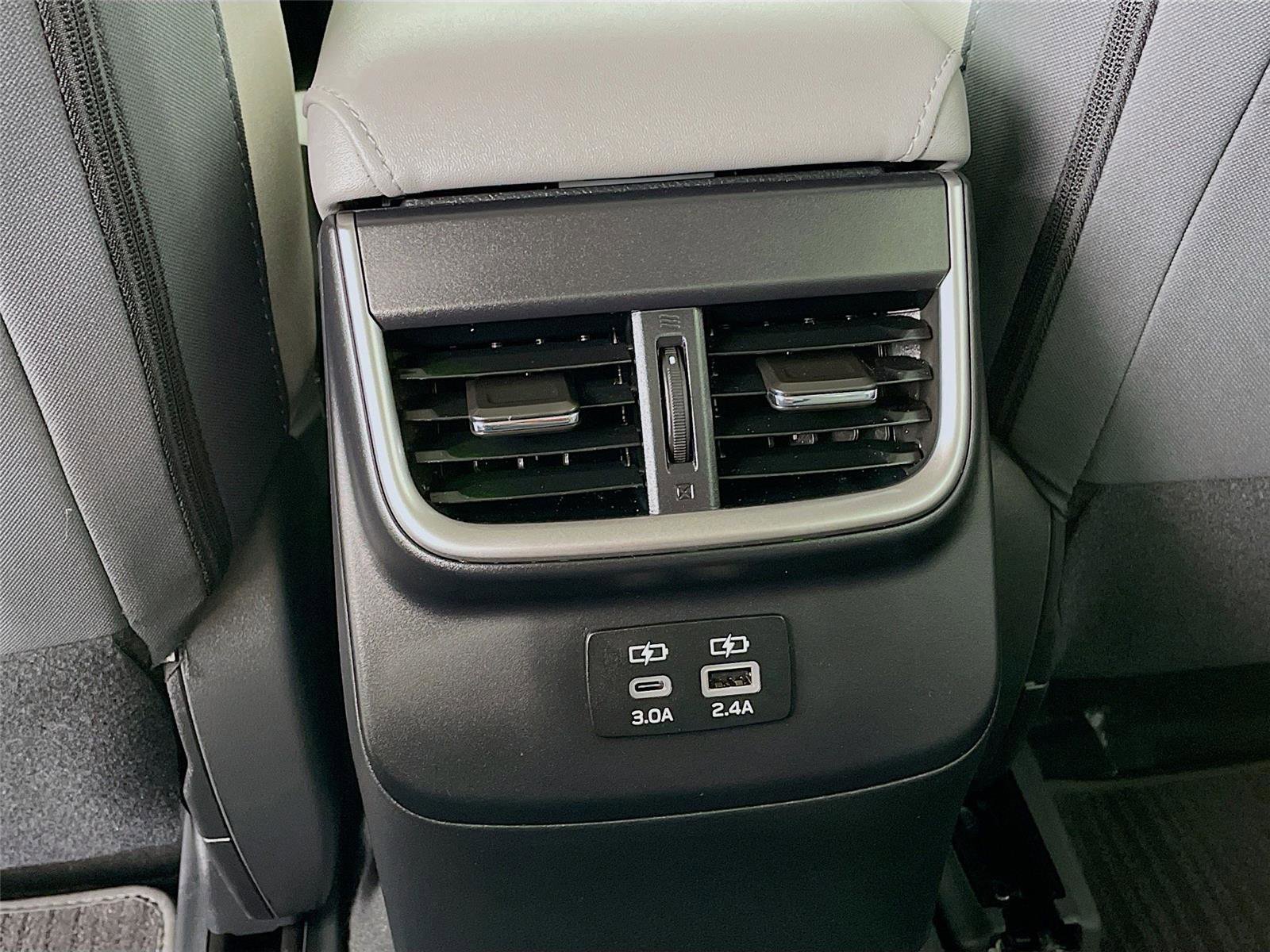 Used 2025 Subaru Legacy Premium w/ Popular Package #1A image 28