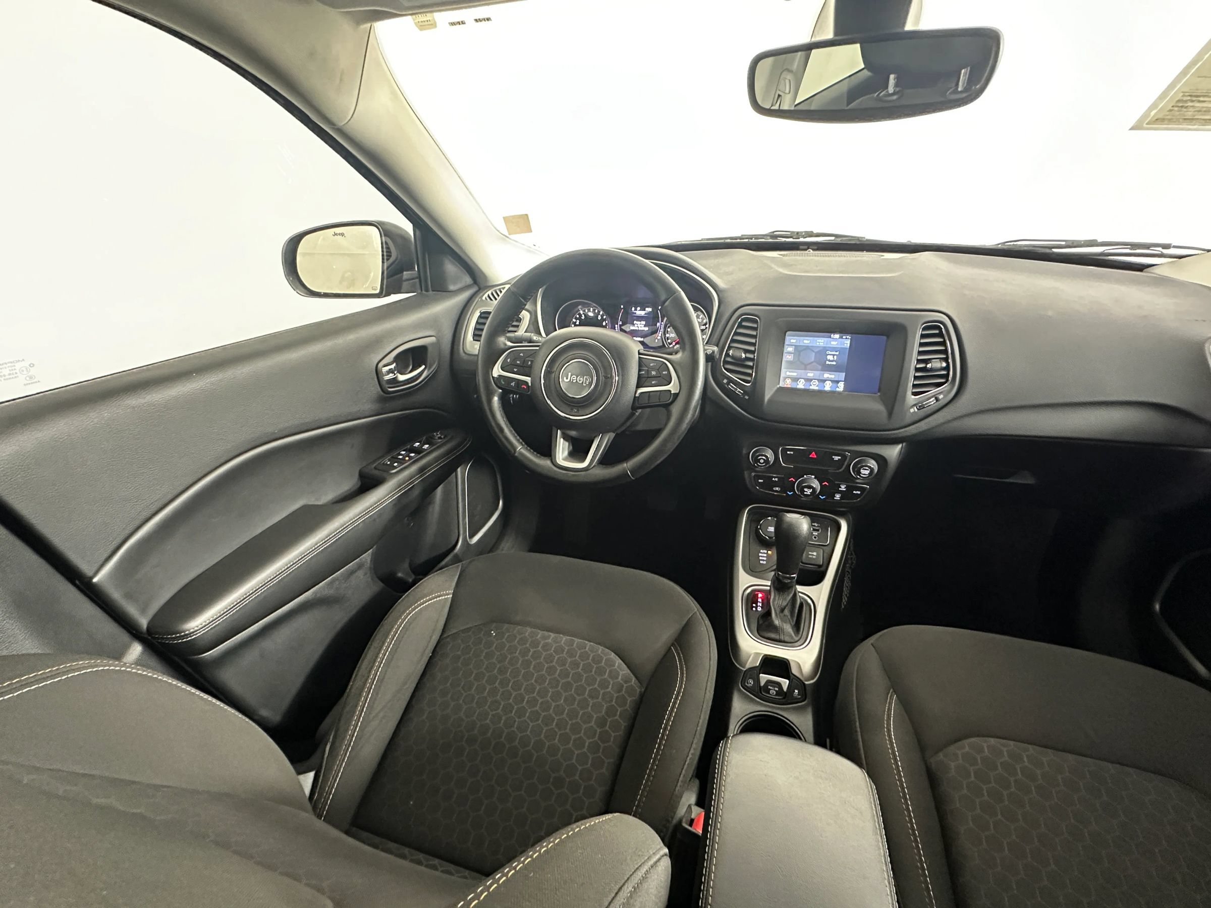 Used 2020 Jeep Compass Sport w/ Cold Weather Group AWD/4WD image 21