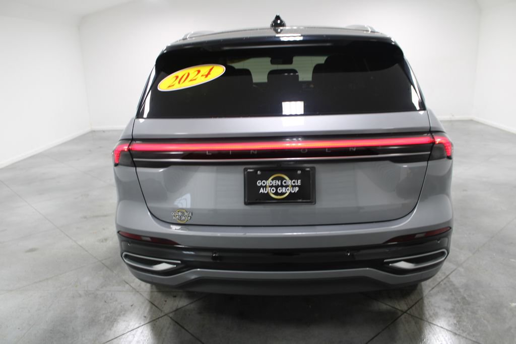 Used 2024 Lincoln Nautilus Reserve image 8