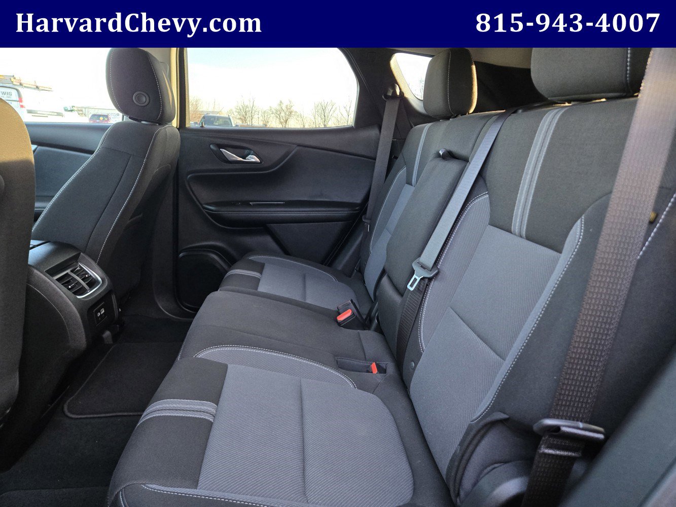 Used 2025 Chevrolet Blazer LT AWD/4WD image 25