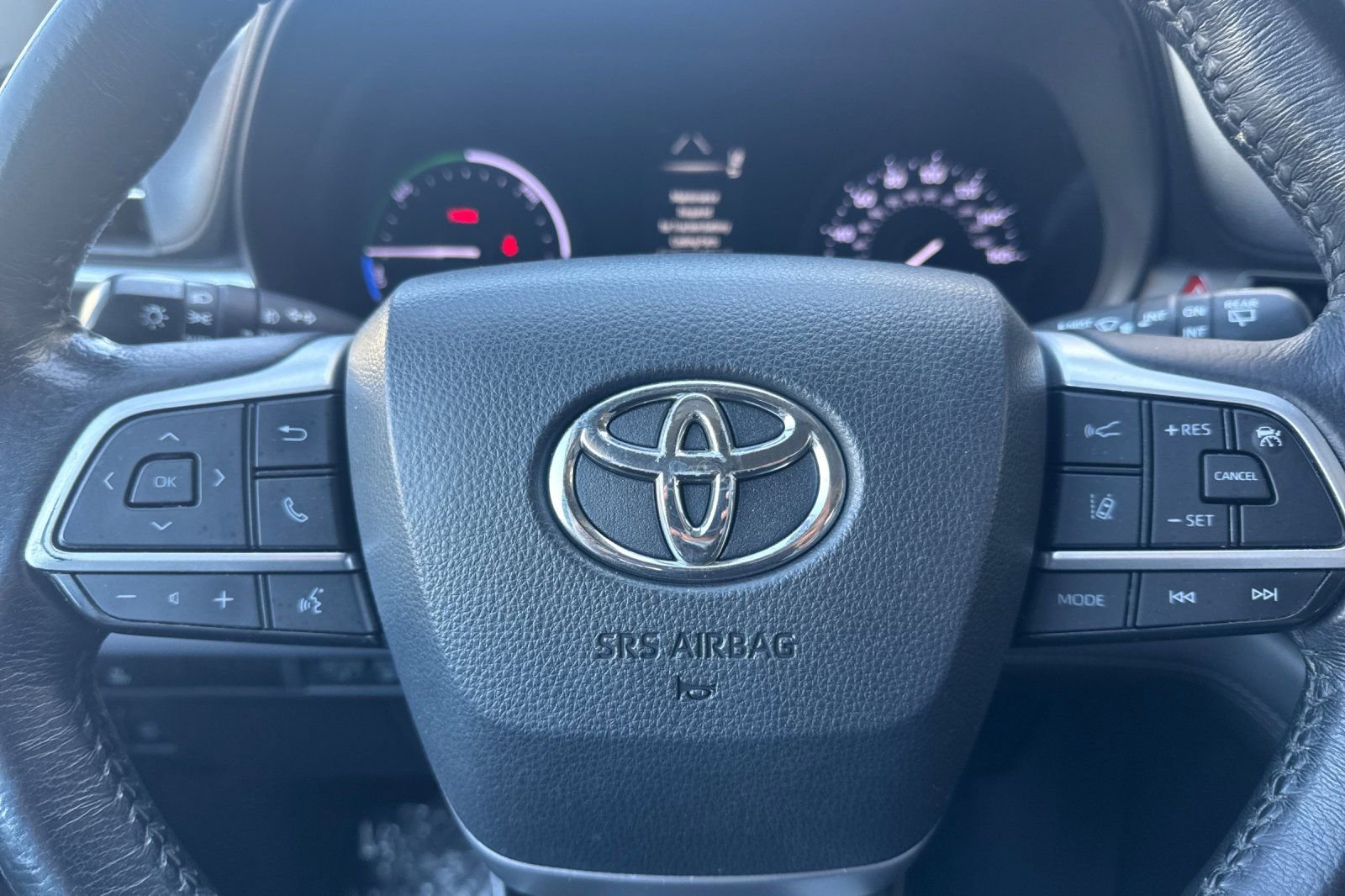 Used 2021 Toyota Sienna XLE w/ XLE Plus Package image 31