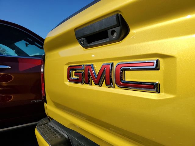 Used 2023 GMC Canyon AT4 image 6