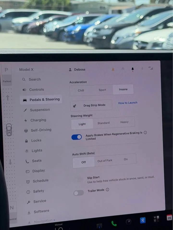 Used 2025 Tesla Model X AWD/4WD image 13