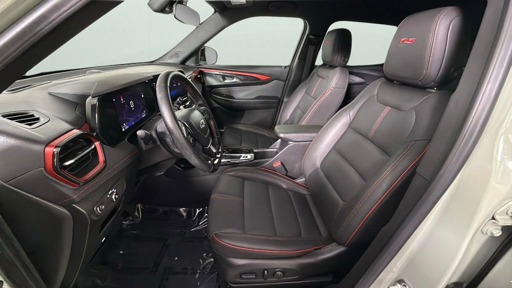 Certified 2024 Chevrolet TrailBlazer RS w/ Driver Confidence Package image 6