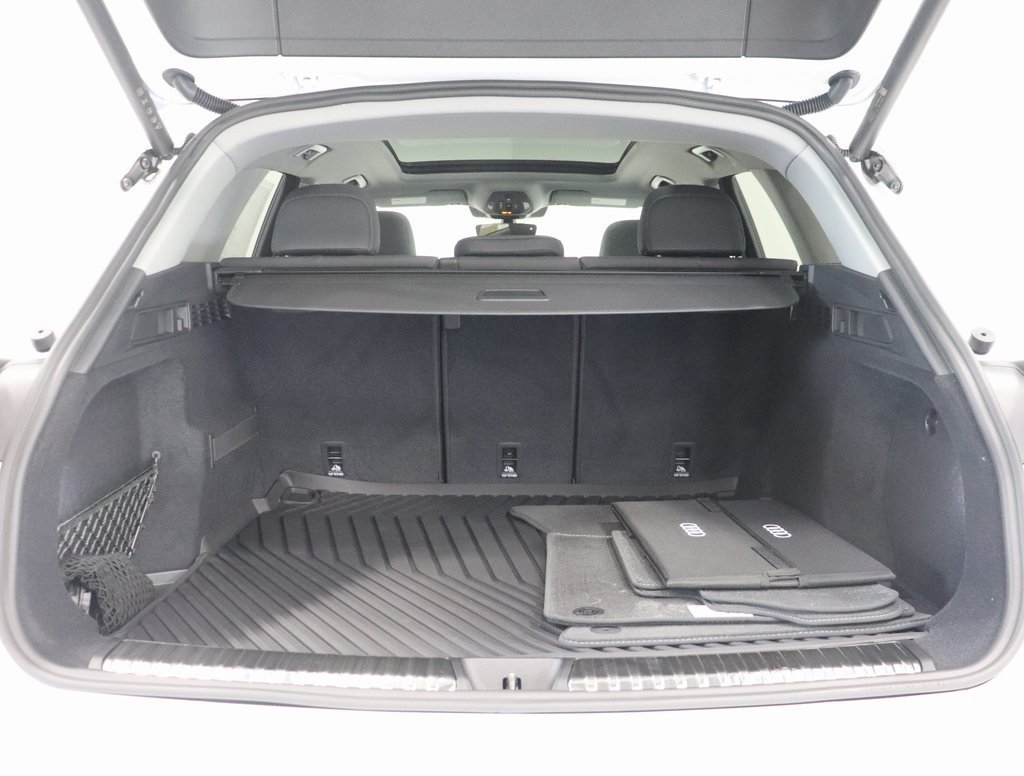 Used 2025 Audi Q5 Premium w/ Convenience Package AWD/4WD image 28