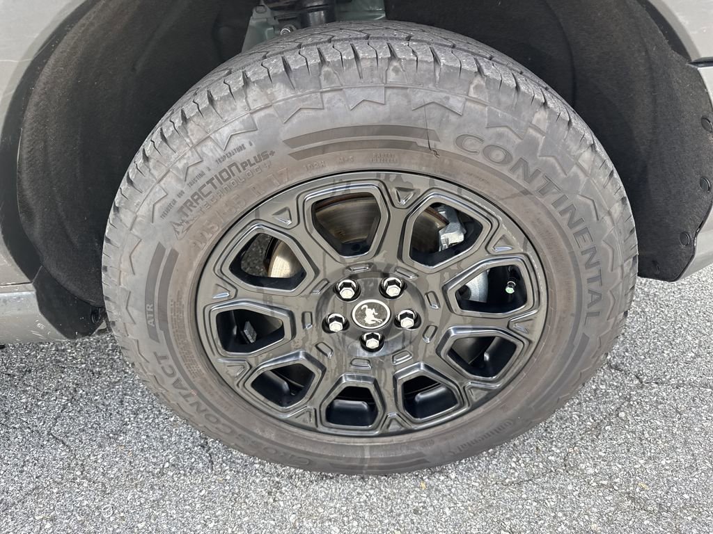 Used 2025 Ford Bronco Sport Badlands image 12