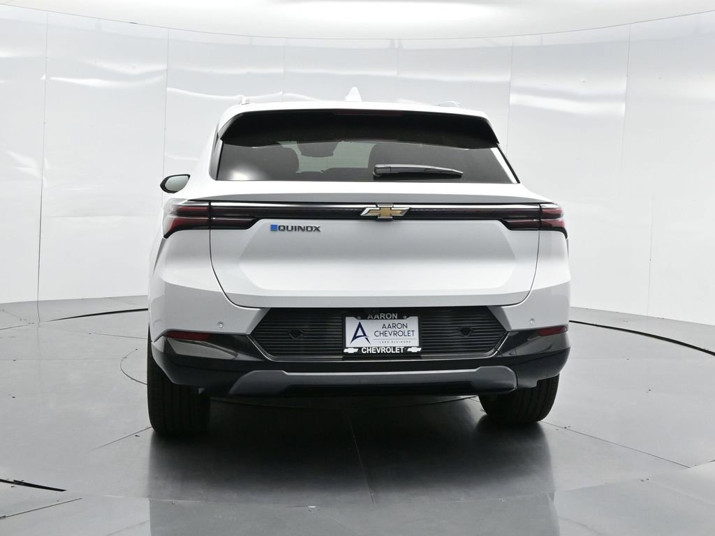 Used 2025 Chevrolet Equinox EV LT w/ Convenience Package image 40