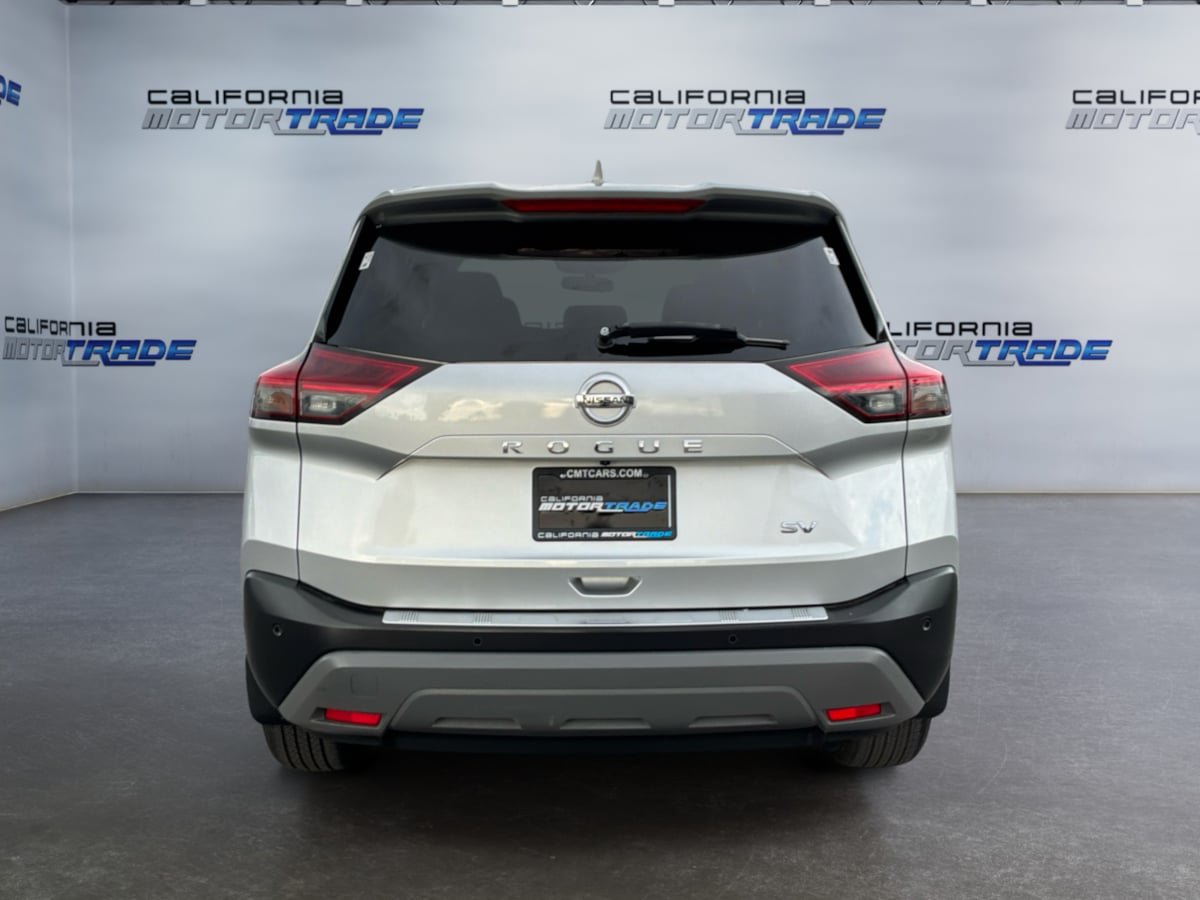 Used 2021 Nissan Rogue SV FWD image 6