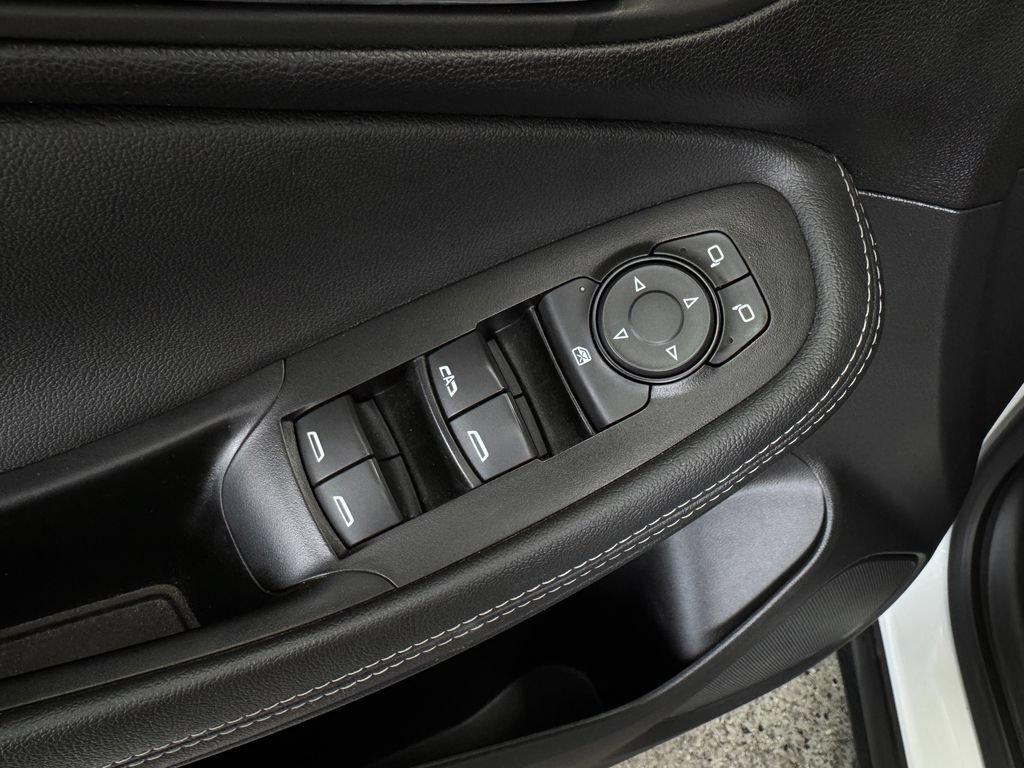 Used 2024 Buick Encore GX Preferred FWD image 11