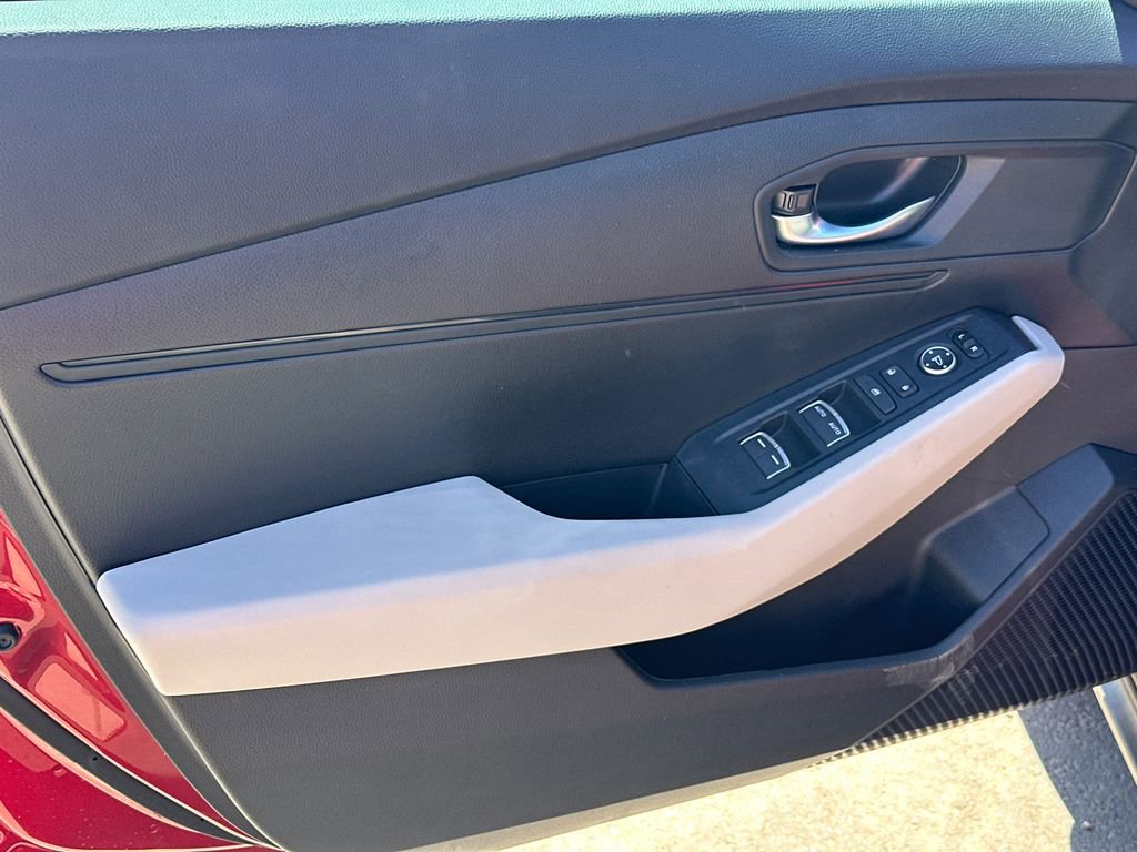 Used 2025 Honda Accord LX image 10