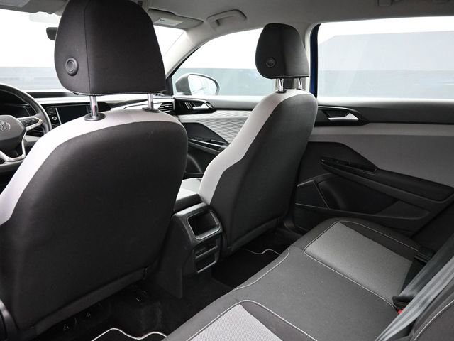 Used 2023 Volkswagen Taos S image 16