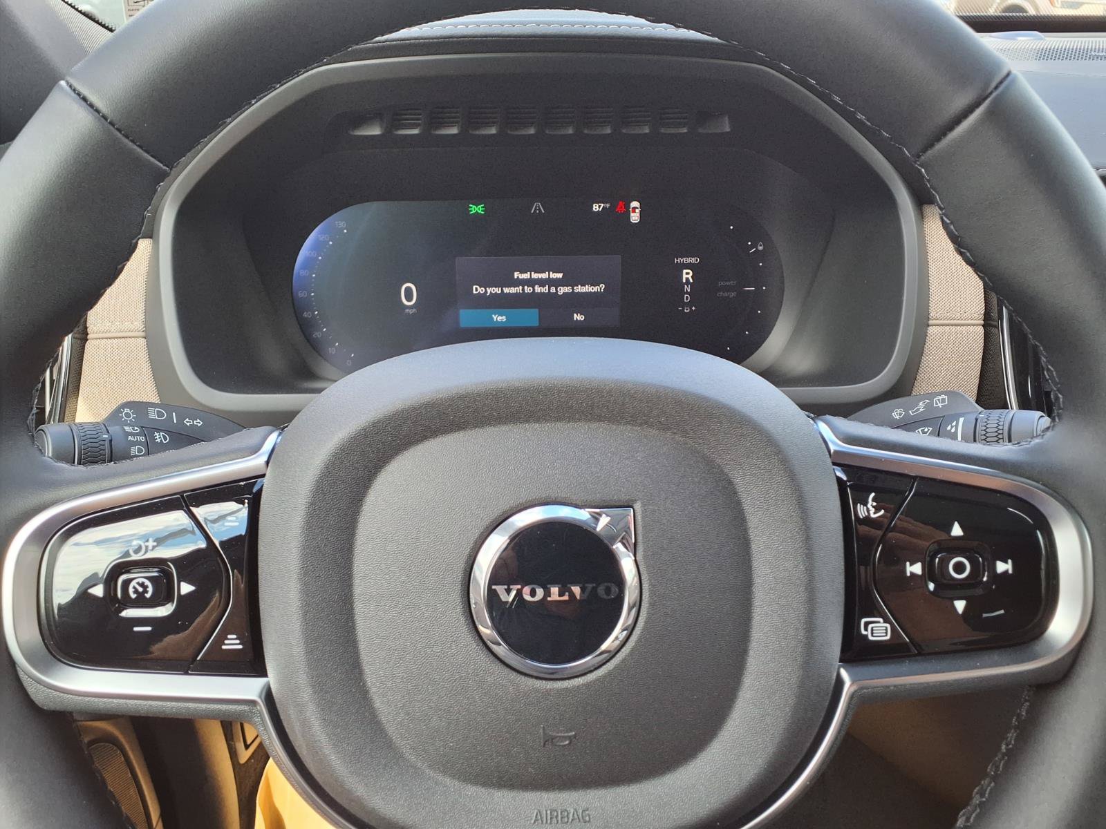 New 2026 Volvo XC90 T8 Plus w/ Protection Package AWD/4WD image 10