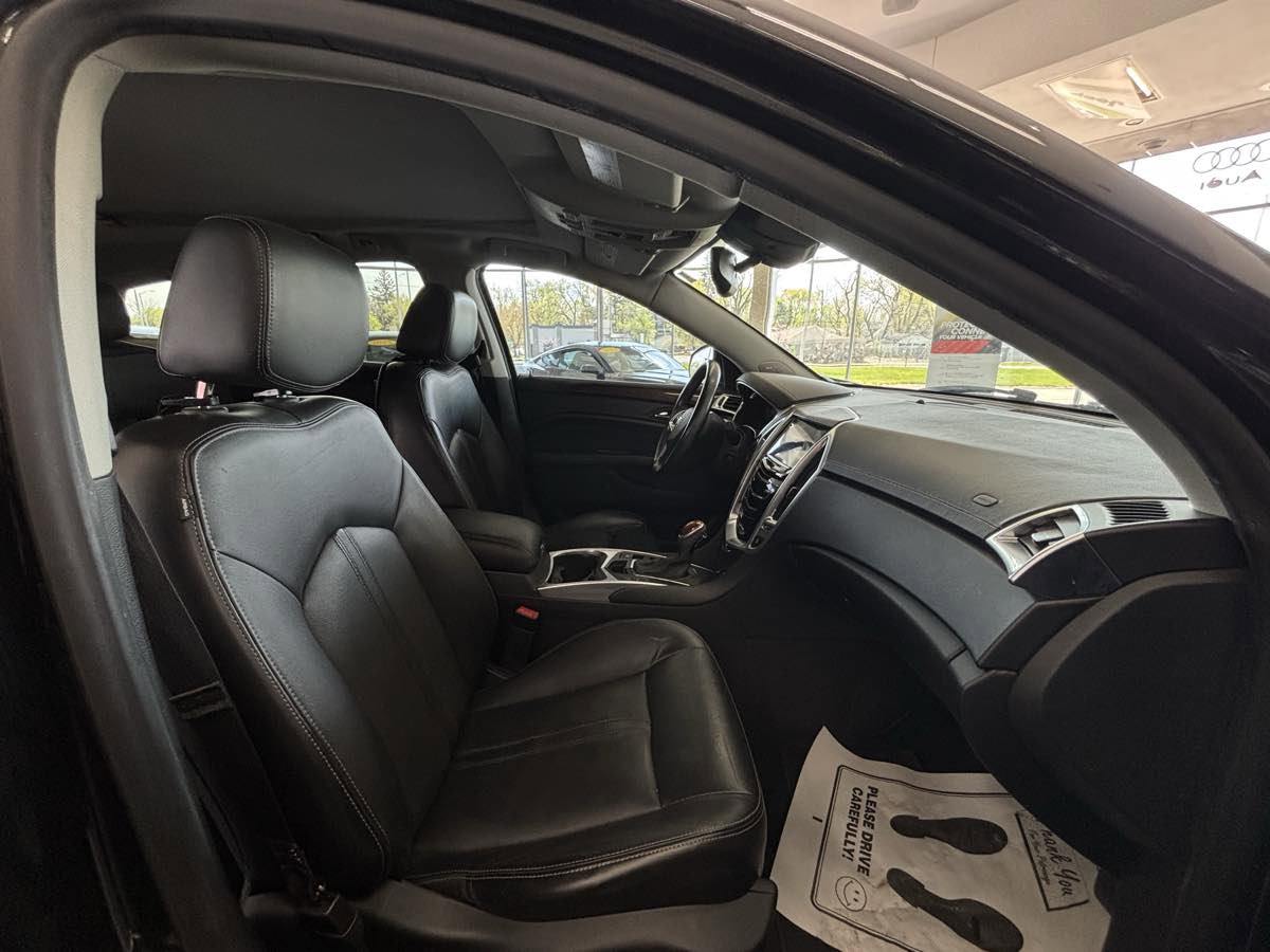 Used 2015 Cadillac SRX Premium w/ LPO, Protection Package FWD image 31