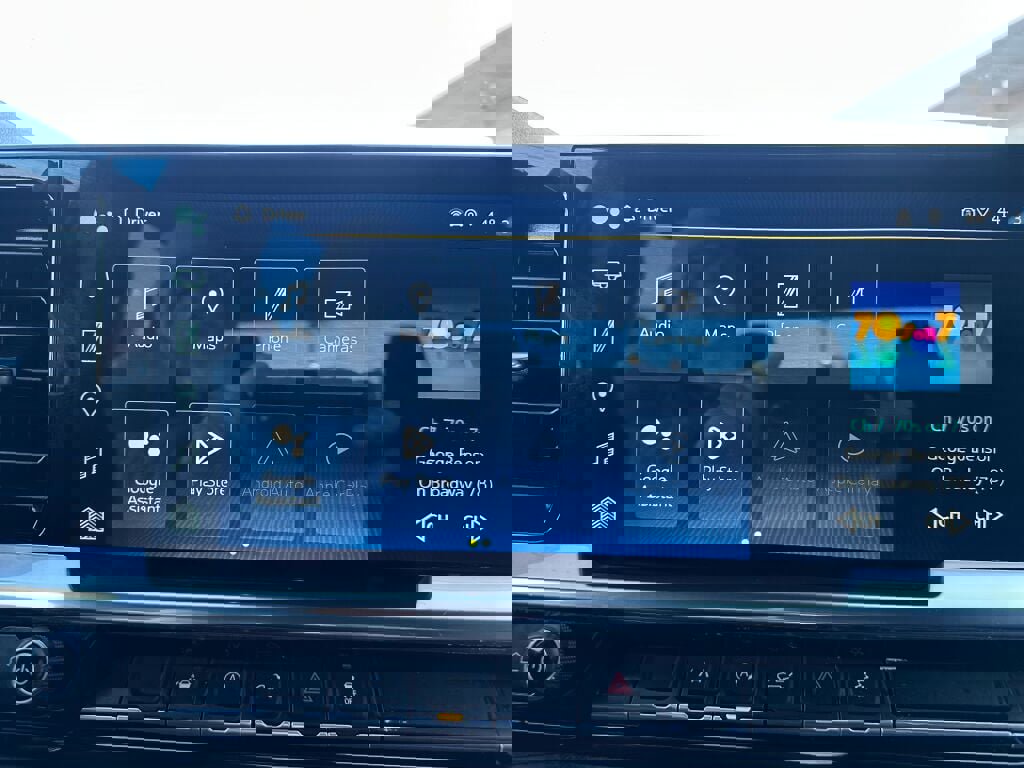 Used 2022 Chevrolet Silverado 1500 LT image 16