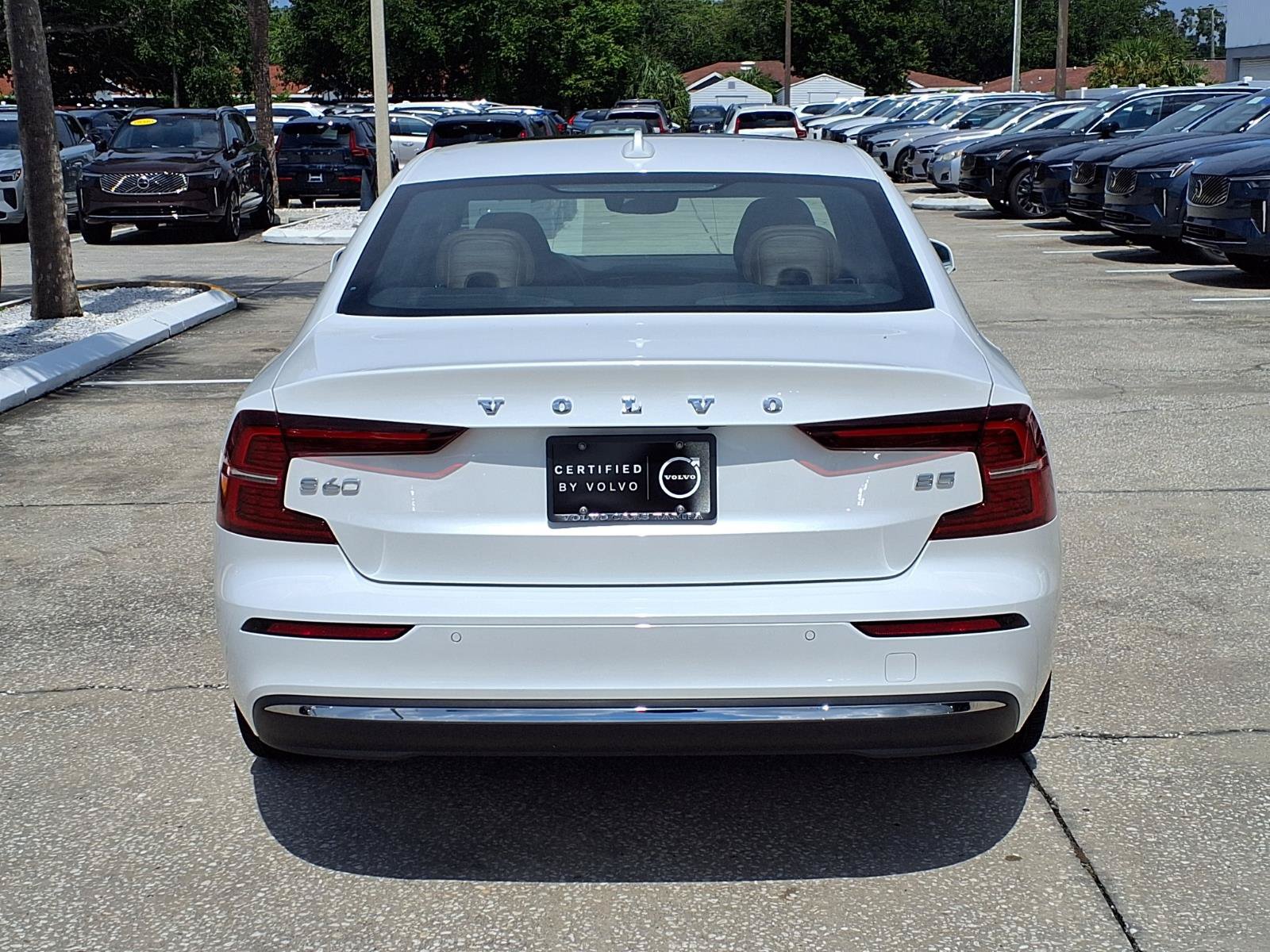 Certified 2023 Volvo S60 B5 Ultimate w/ Protection Package Premier FWD image 6