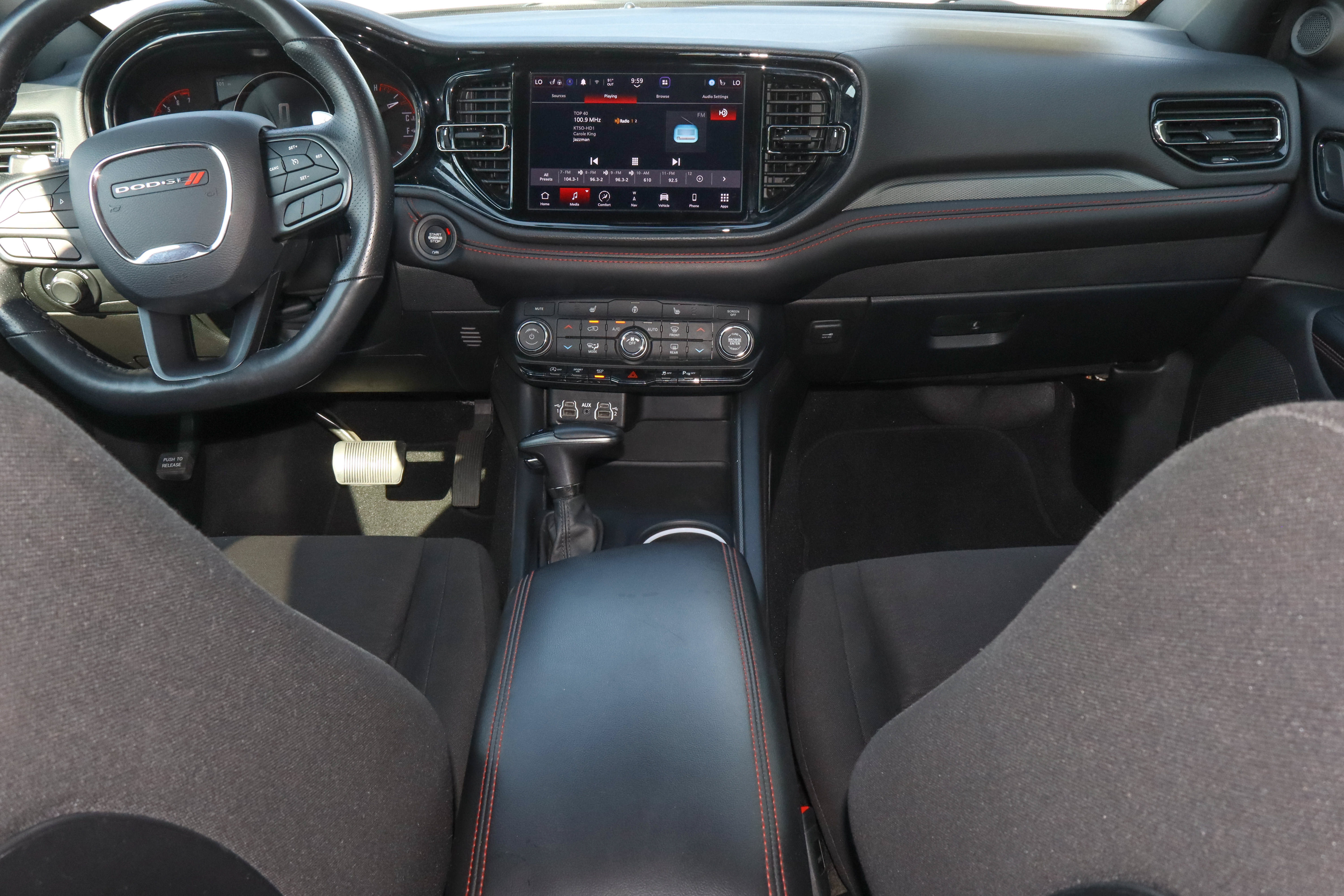 Used 2025 Dodge Durango GT AWD/4WD image 11