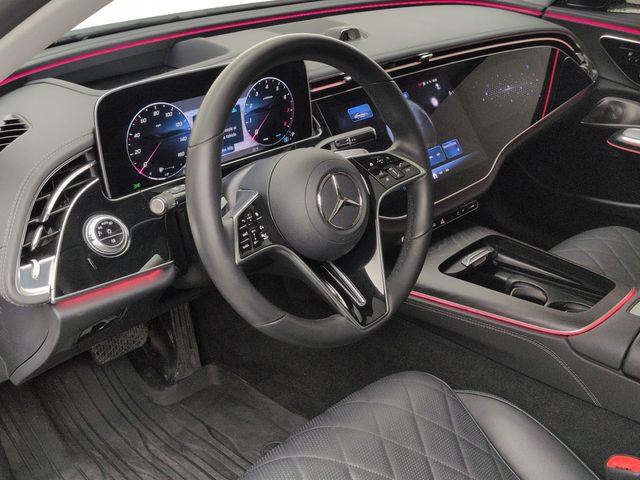 Used 2024 Mercedes-Benz E 350 4MATIC Sedan image 9