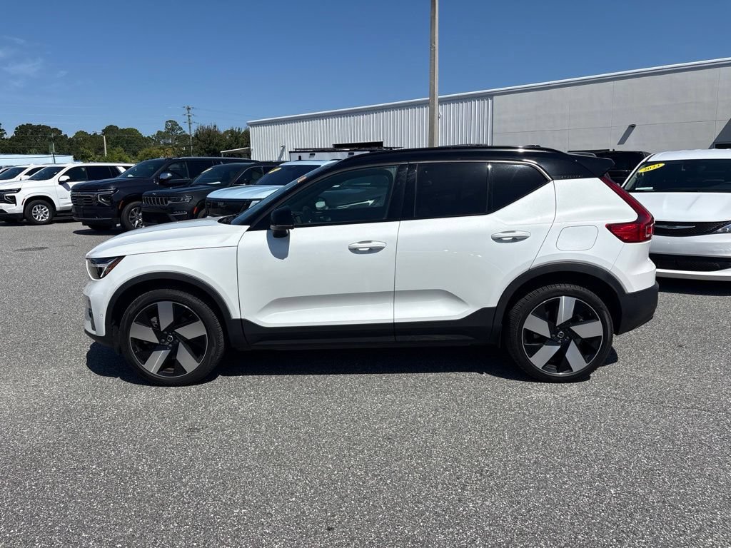 Used 2023 Volvo XC40 Recharge Ultimate AWD/4WD image 4